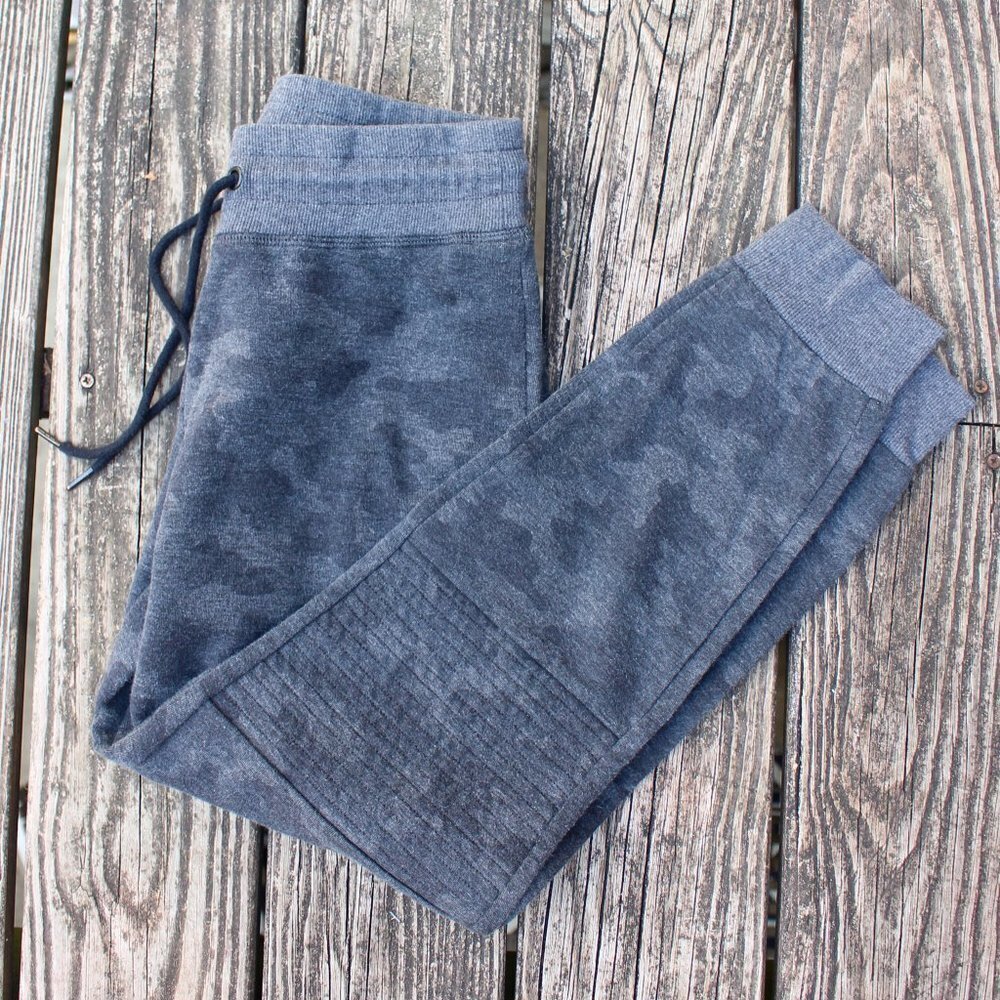 Kyodan Women's Grey Camo Jogger Sweatpants Sweats‎ Small